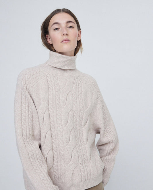 Trenza Cable Knit