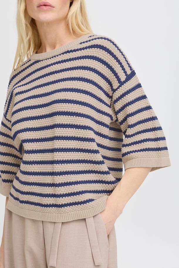 Mikala Pullover